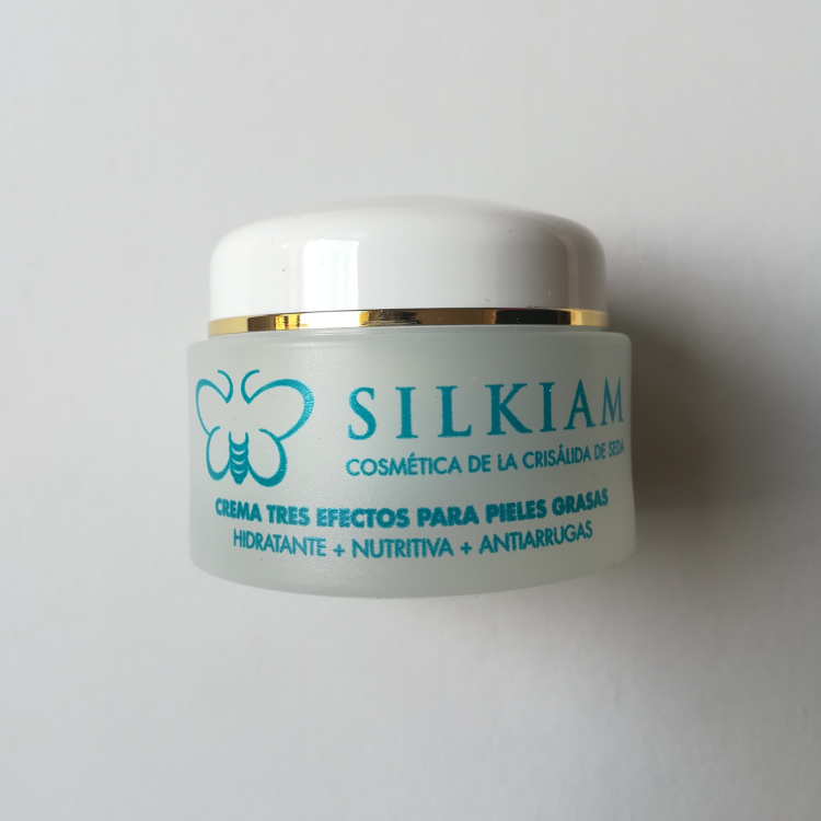 Silkiam. Crema hidratante de tres efectos